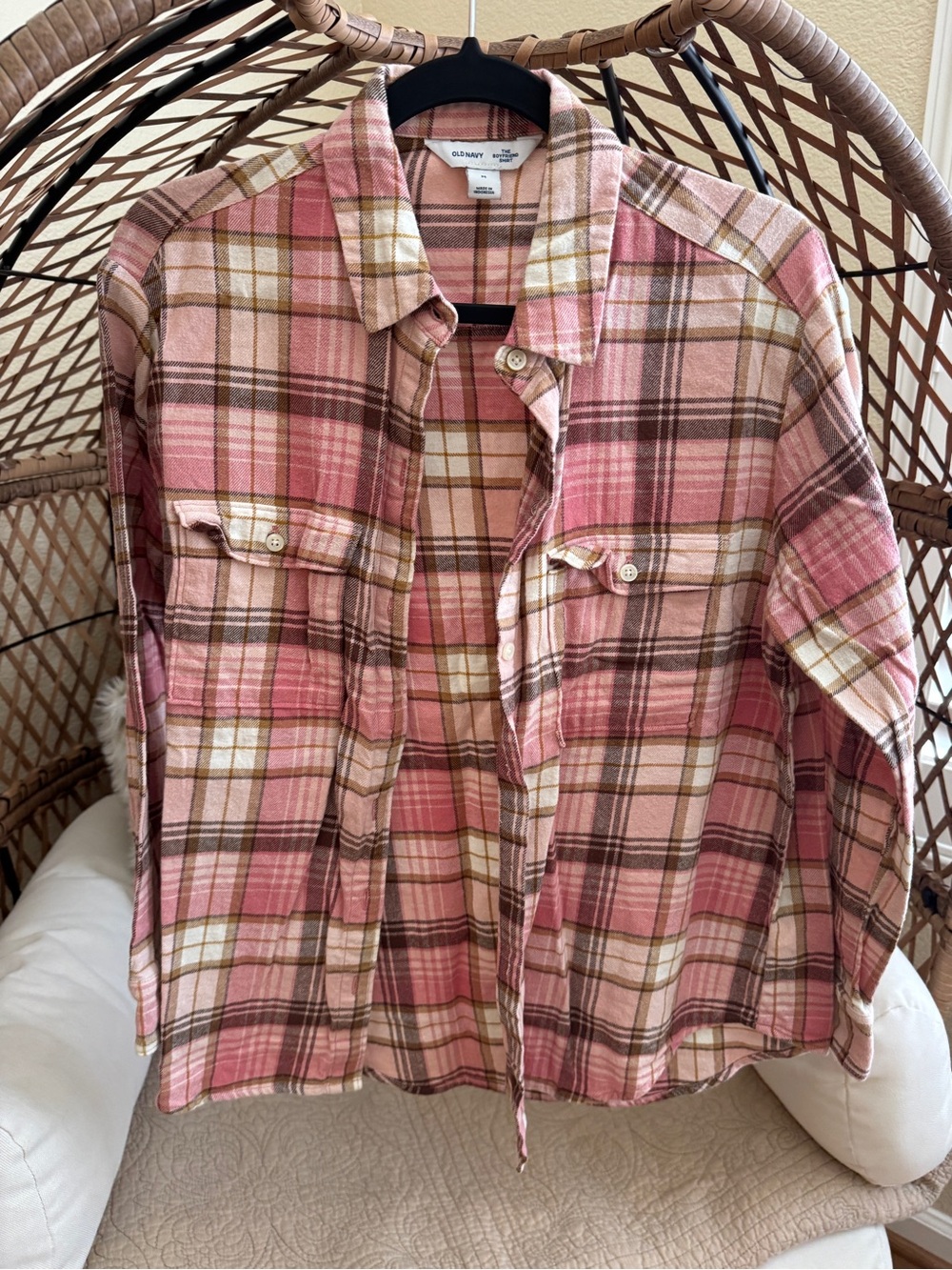 Old Navy Boyfriend Pink Flannel Medium
